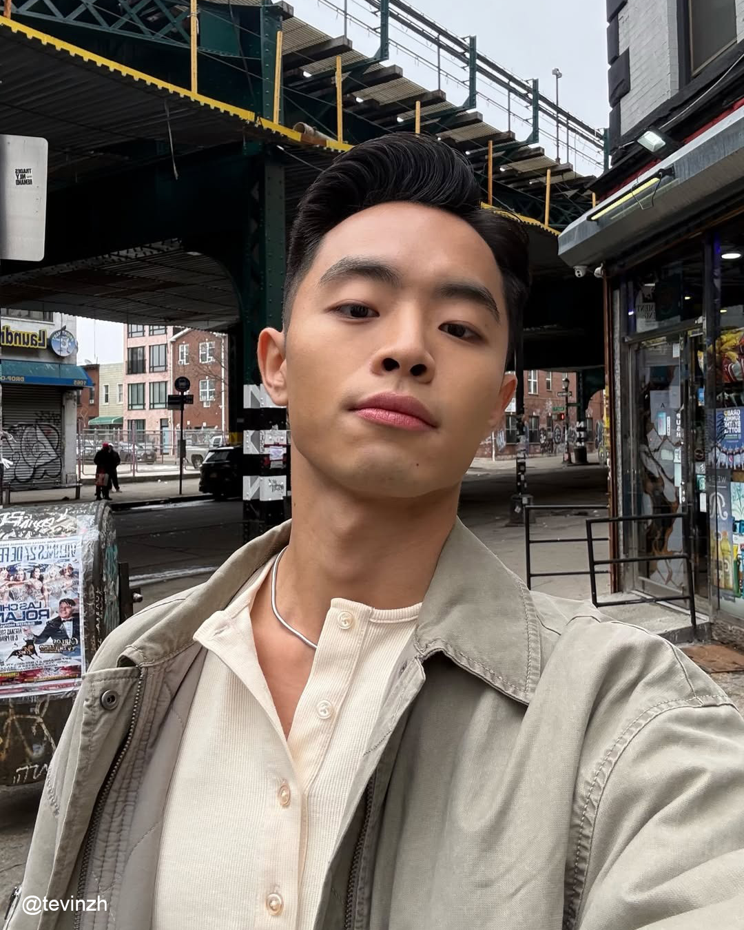 Tevin wearing POEMIC nuance necklace in Brooklyn New York.
